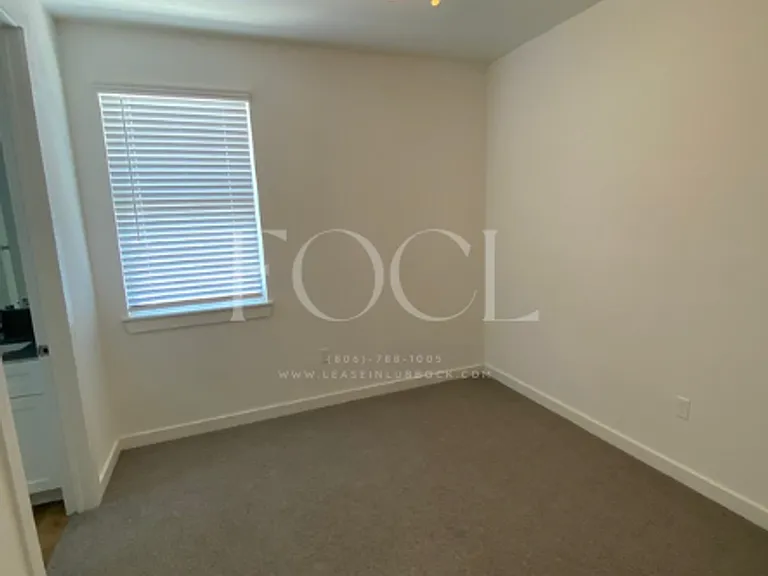 12118 Savannah Ave — Photo 9