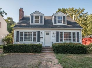 27102 Russell Rd, Bay Village, OH 44140