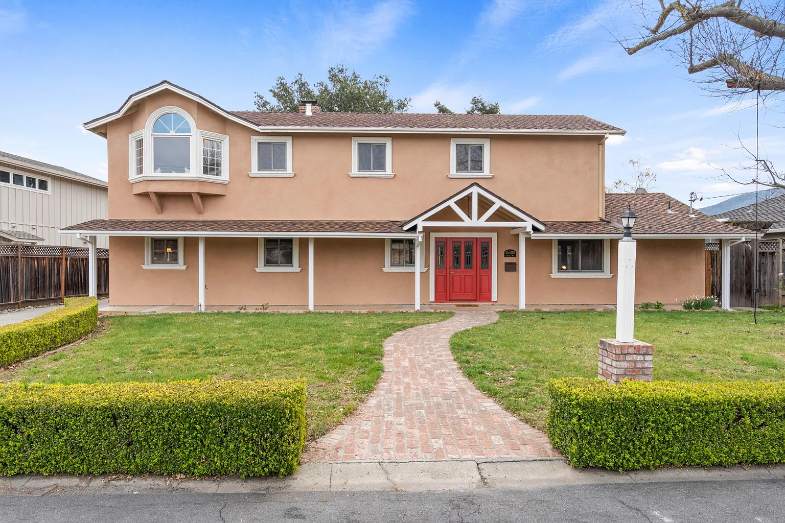 16300 Azalea Way photo 1