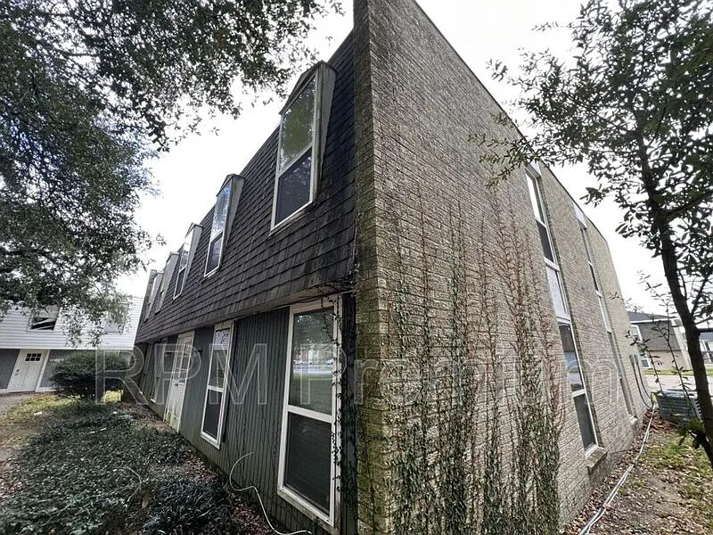 Building Photo - 4547 Alvin Dark Ave #1