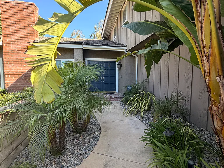 2344 Highgate Rd — Photo 43