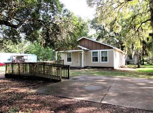 3304 Pearl Dr, Oyster creek, TX 77541