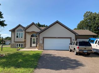 3485 Maple Dr S, Cambridge, MN 55008