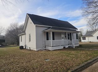 706 Maple St, Cherryville, NC 28021