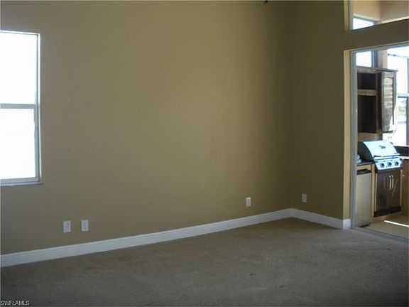 3rd image of 406 NE 16th Ter