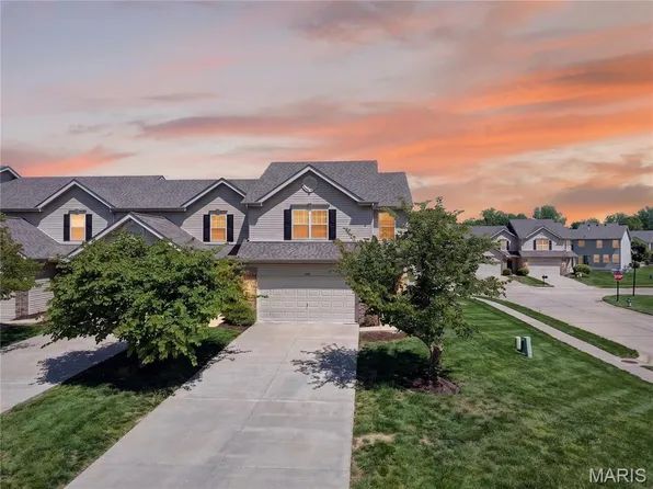 2101 Maple Glen Ct, Saint Peters, MO 63376