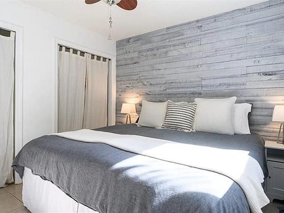 4th image of 2323 SW 18th Ave #2