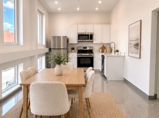 78 Middlesex St #201, Lowell, MA 01852