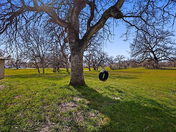 3rd image of 2988 Majestic Oak Cir