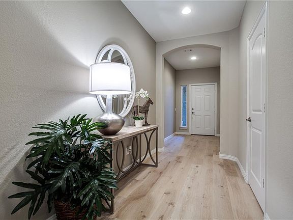 2nd image of 2315 Ray Hubbard Way