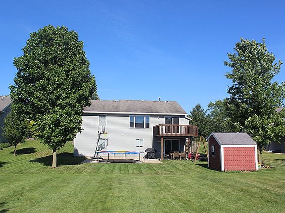5th image of 1381 Wiersma Dr