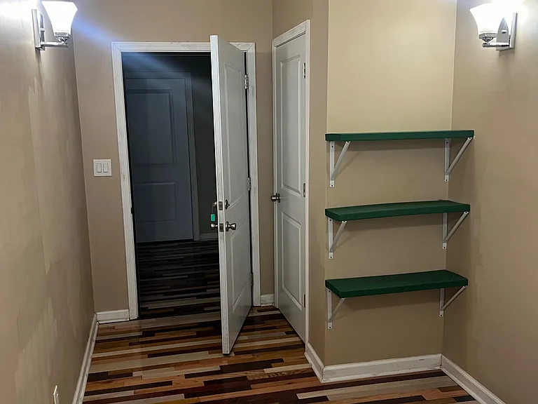 Westbrook Pl — Photo 1