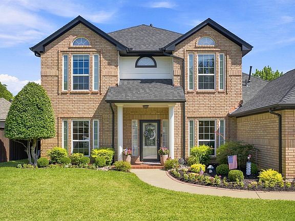 2nd image of 3310 Moss Creek Dr