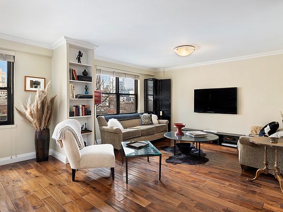 2nd image of 315 E 65th St #7JKL
