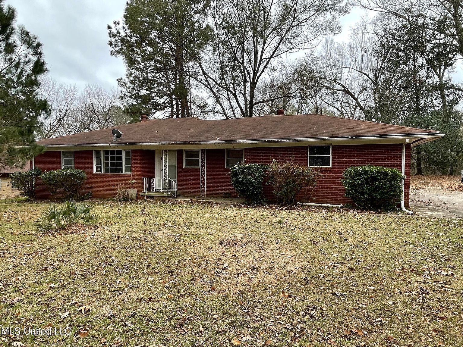 4402 Halls Ferry Rd, Vicksburg, MS 39180 | Zillow