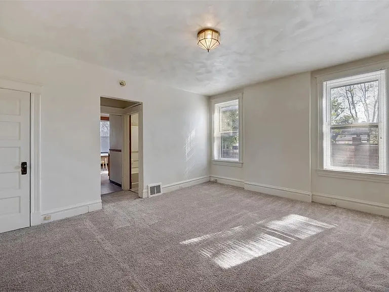 727 Bates St #A — Photo 5