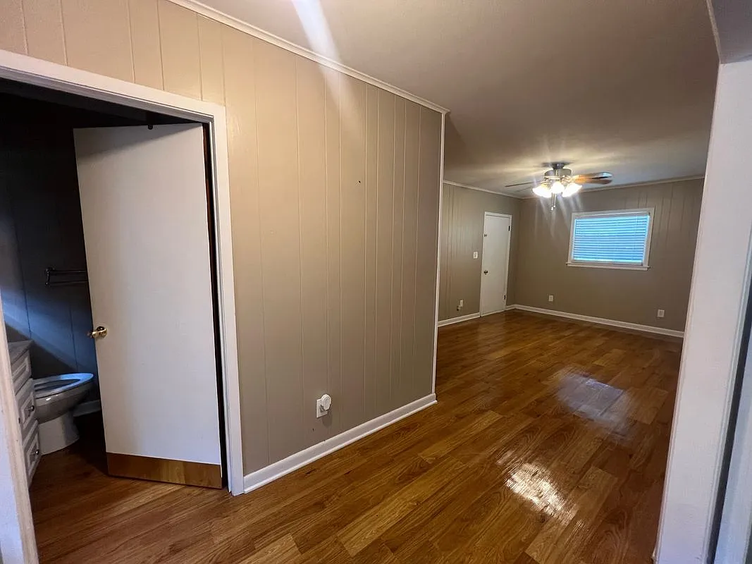3 bed, 2.0 bath, 1456 sqft, $1,200 — Photo 4