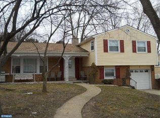 7 Colgate Dr, Cherry Hill, NJ 08034