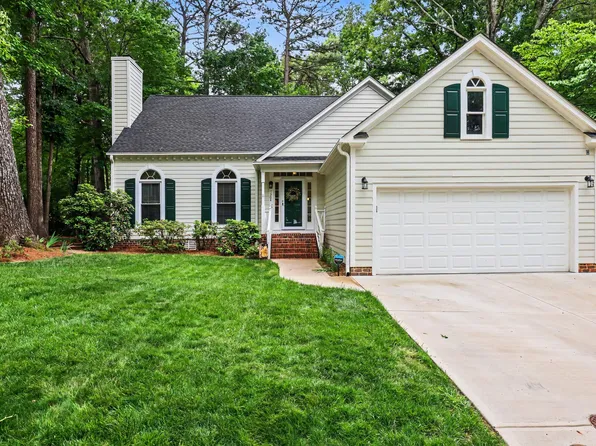1304 Bridgeport Dr, Raleigh, NC 27615
