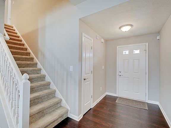 4th image of 9650 Wild Iris Dr