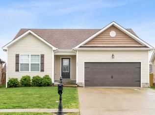 506 Falkland Cir, Clarksville, TN 37042