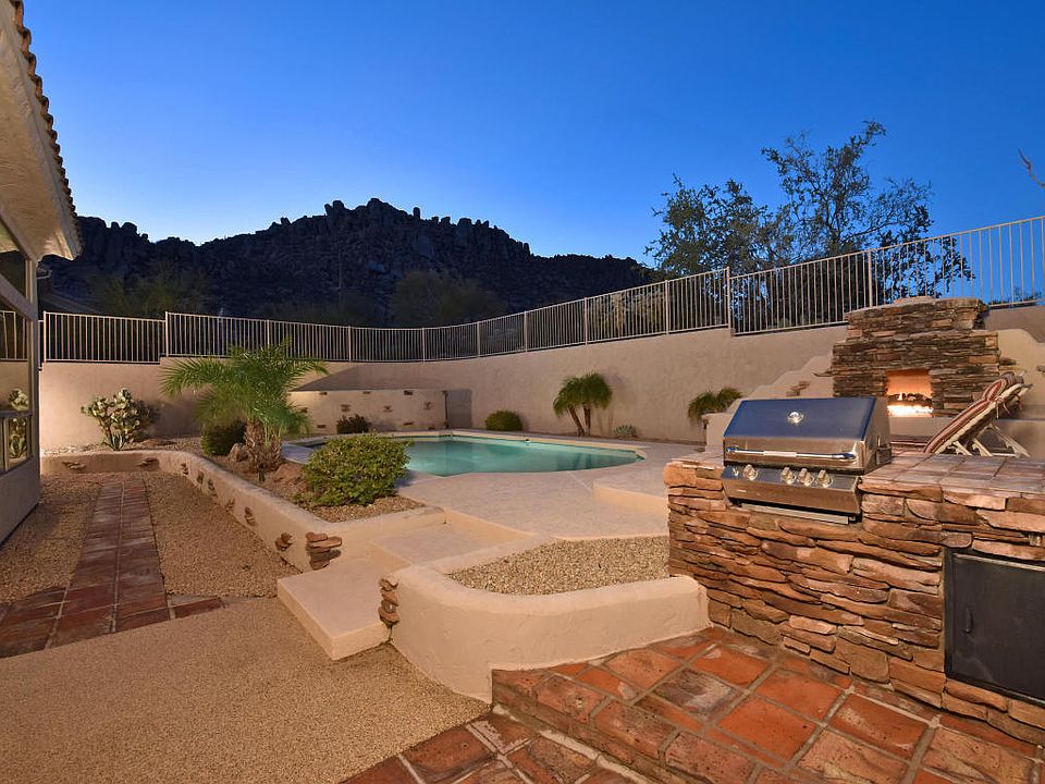 1st image of 11524 E Desert Holly Dr