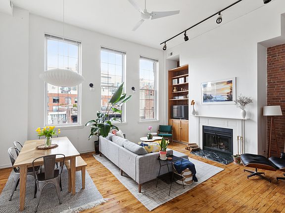2nd image of 174 Pacific St APT 3C
