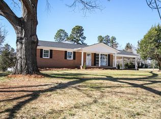 6033 Vinewood Rd, Davidson, NC 28036