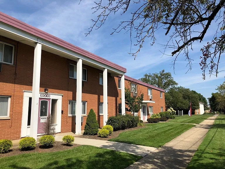 Maple Highlands Apartments — Photo 21