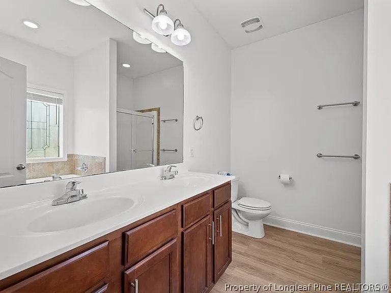 343 Fountain Grove Dr — Photo 11