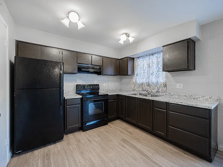 6565 N 19th Ave #53 — Photo 12