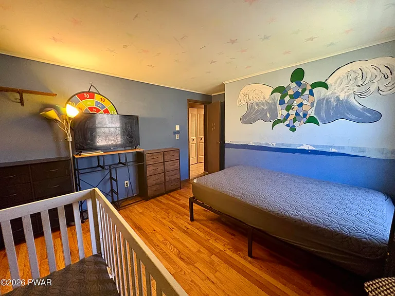 2193 Spring Dr — Photo 32