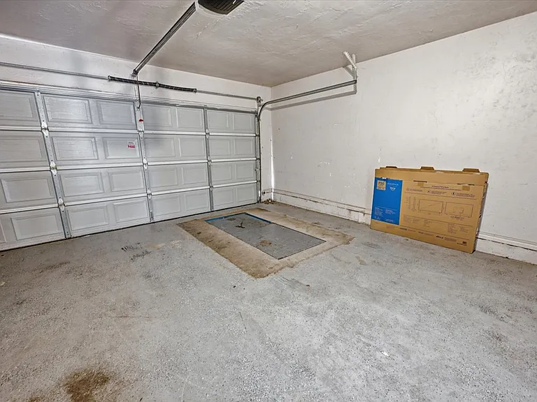 4713 Doe Run Dr — Photo 41