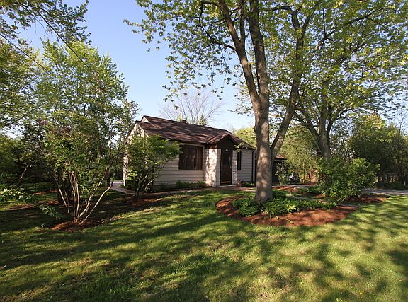 3rd image of 2521 Gray Ct