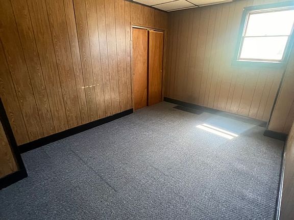 2nd image of 3140 Elmwood Ave