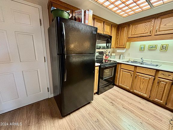 3rd image of 10330 W THUNDERBIRD Boulevard #A219