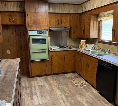 4th image of 317 Shepherd Dr
