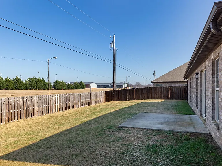 102 Cottonwood Dr — Photo 21