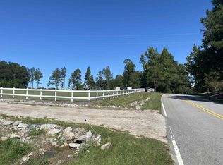 259 Embro Vaughn Rd #1, Macon, NC 27551