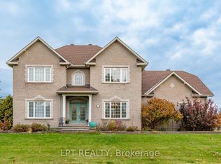 5440 Wadell Ct, Ottawa, ON K4M1L3