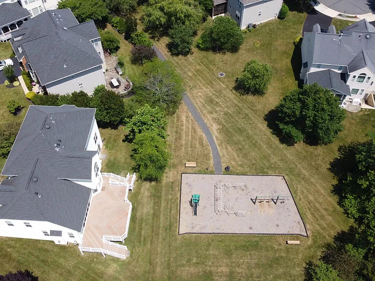 25783 Fenian Ct — Photo 10