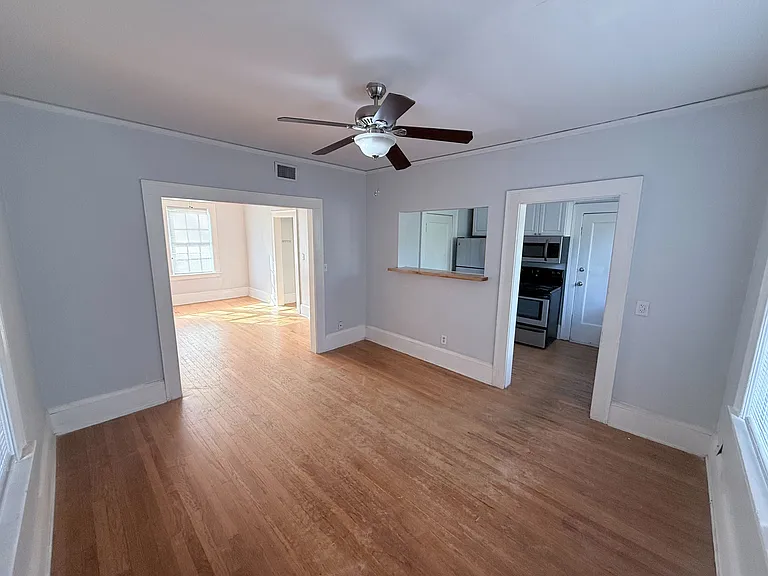 2061 Forbes St #12 — Photo 6