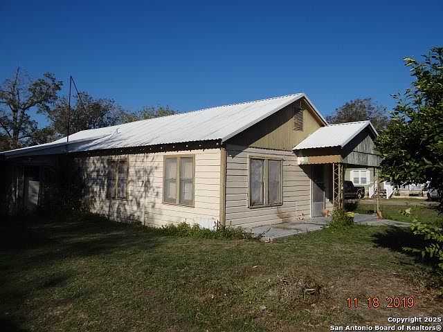 1st image of 204 S Garden