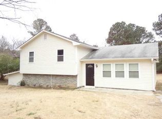 1107 Wayne Dr, Snellville, GA 30078