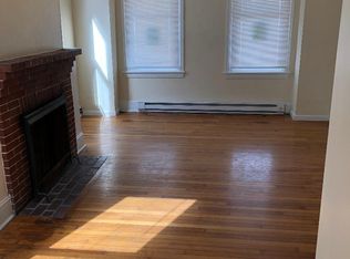 228 E Main St APT A, Elkton, MD 21921