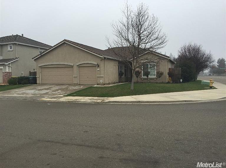 1st image of 2411 Crestmore Cir
