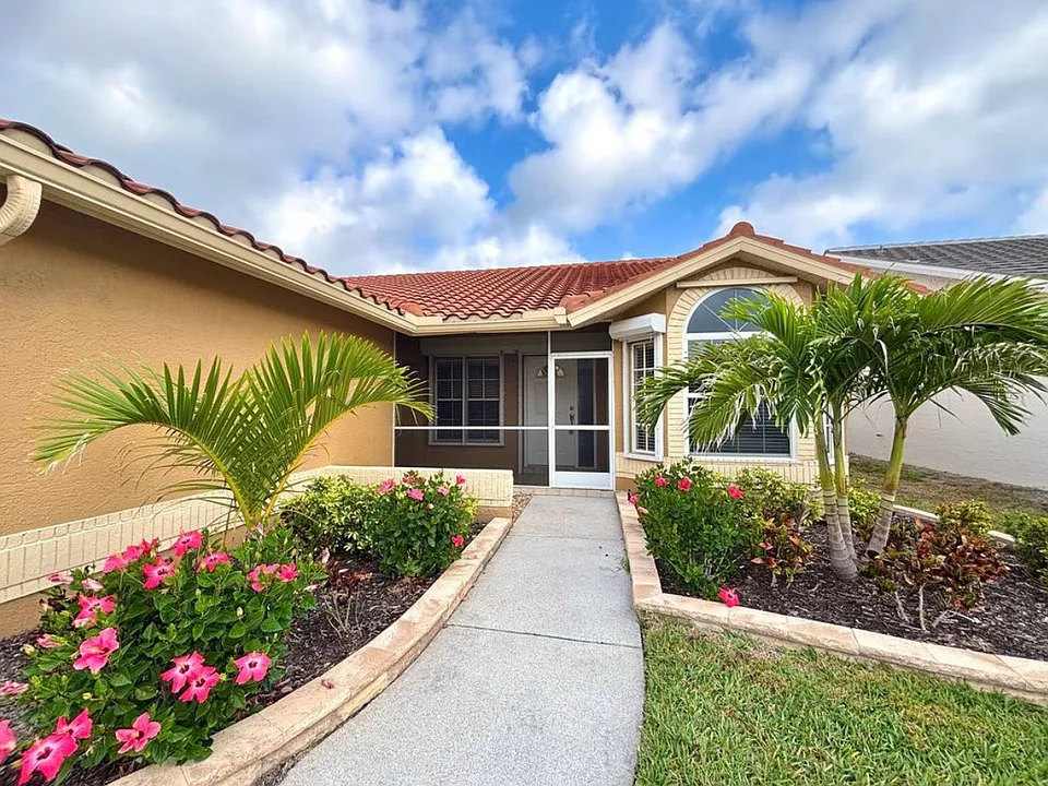 12396 Kelly Sands Way