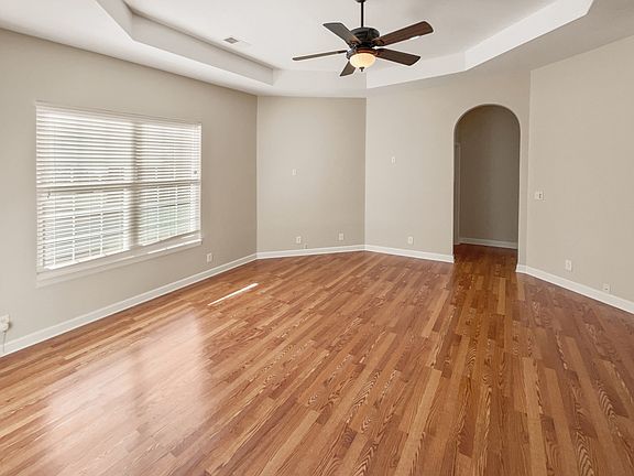3rd image of 4016 Maggie Ct