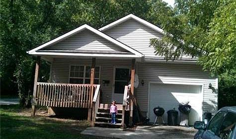 2nd image of 6946 Bellefontaine Ave