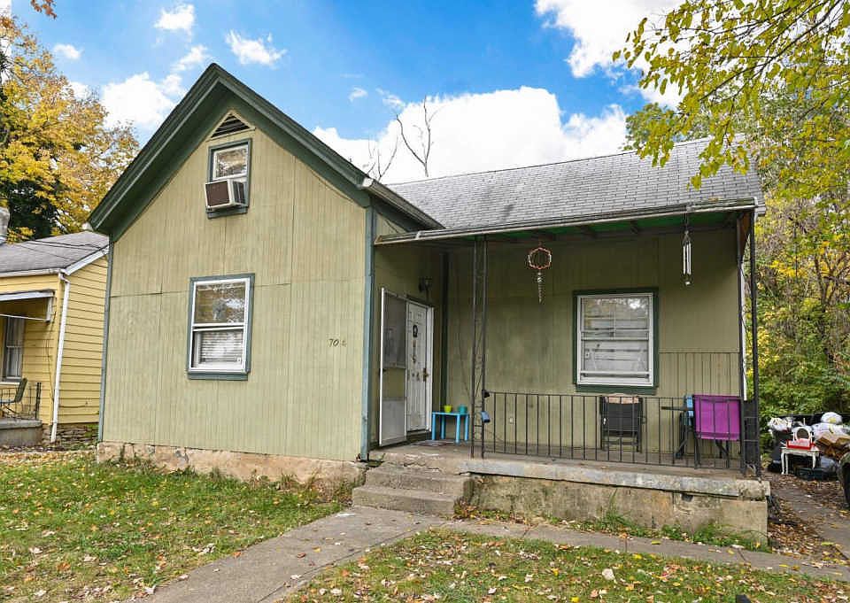 1st image of 704 Stewart Ave